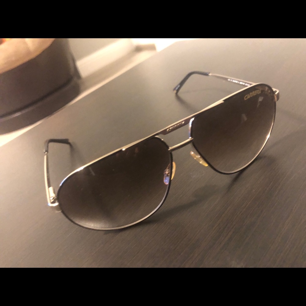 Carrera aviator sun glasses